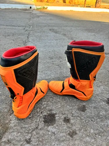 ? VENDO BOTA LEATT 5.5 - OFF-ROAD / MOTOCROSS ?