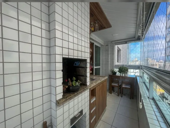 Apartamento à venda em Praia Grande com 03 dormitórios no bairro Guilhermina.
