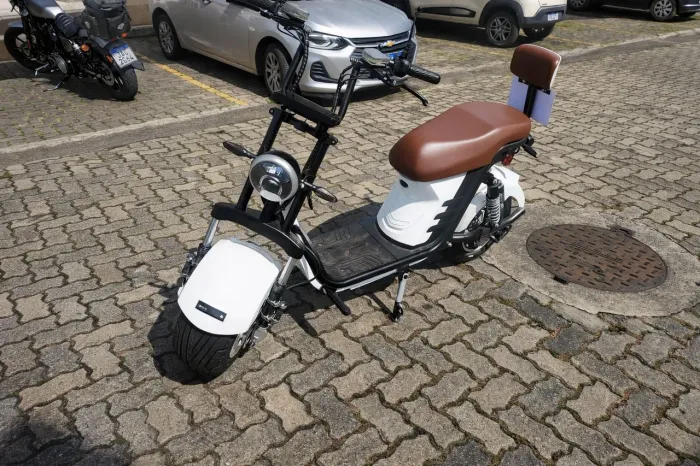 MotoChefe X12 - Moto elétrica, 80km