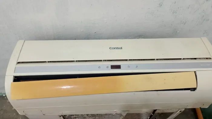 Vendo Ar-condicionado Cônsul 9 mil btus 