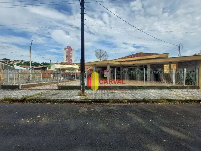 Casa para alugar, 200 m² por R$ 5.000,00/mês - Vila São José - Pedreira/SP