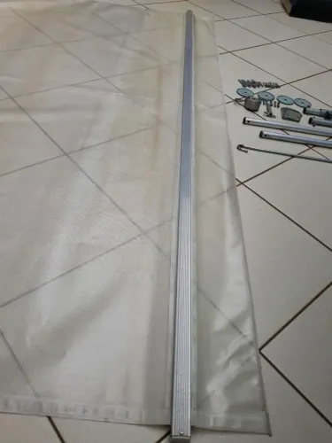 Toldo curtina com todos acessórios para também montar como articulado medidas 2,50x1,85