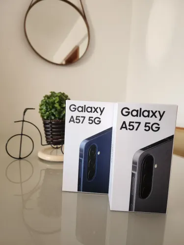 Samsung Galaxy A57 5G 256GB - Novo, lacrado, com nota fiscal e garantia de fabricante