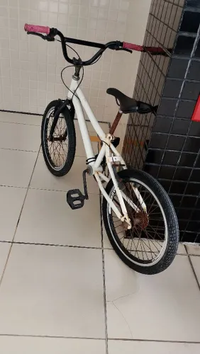 Bicicleta pequena jante aérea 