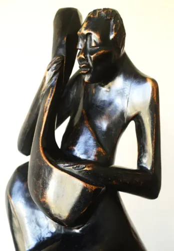Estatueta Africana Tocador De Kora Feita No Congo