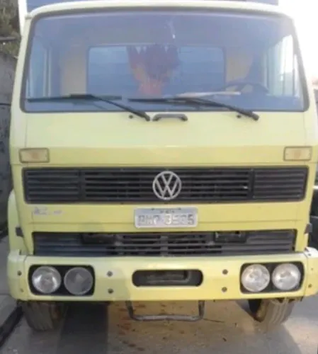 Caminhão Volks 12140 Chassis