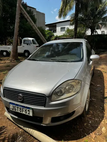 Fiat Linea 1.9/ HLX 1.9/1.8 Flex Dualogic 4P 2009