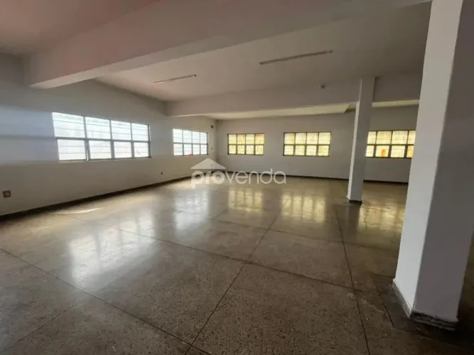 SALA COM 120M² AV T 2 NO SETOR SOL NASCENTE