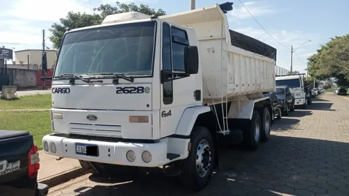 Ford Cargo 2628E 2009/09 6x4 Caçamba