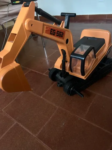 Trator de criança brinquedo