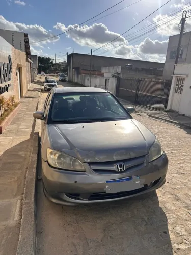 Honda Civic Sedan LX 1.7 16V 115cv Mec. 4P 2004