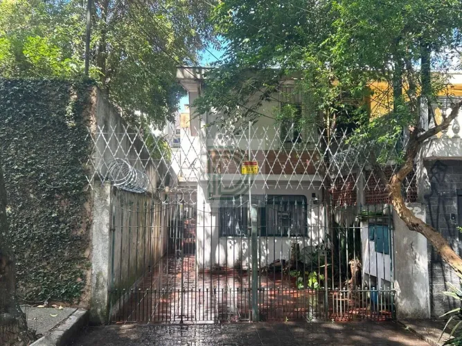 Sobrado à Venda no Jardim Ester | Rua Arborizada | 3 Dormitórios | 2 Vagas