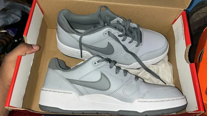 TÊNIS NIKE FULL FORCE CINZA (colecionador)