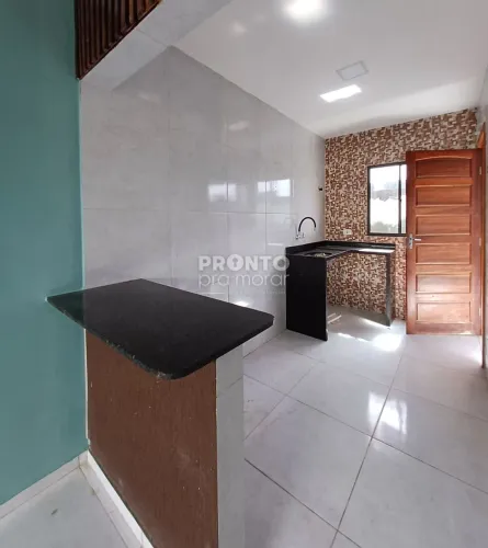 Casa de Condomínio com 3 quartos em Vila Torres Galvão
