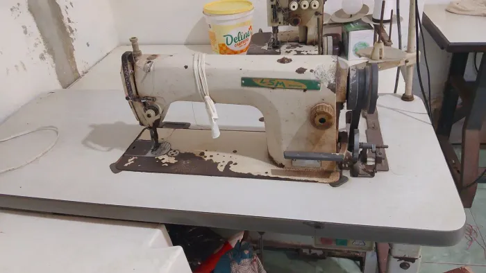 Máquina de costura