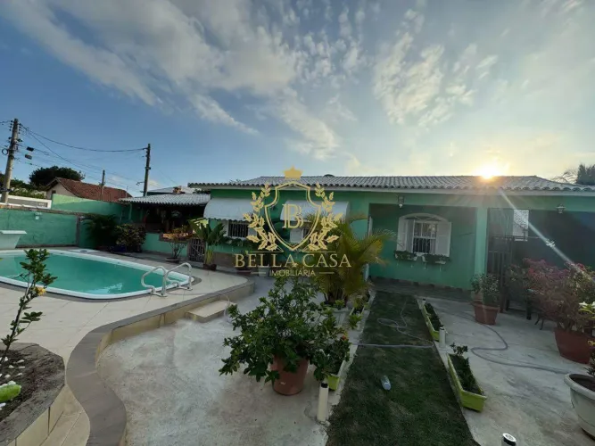 Casa com piscina, área gourmet e energia solar Coqueiral, Araruama/RJ