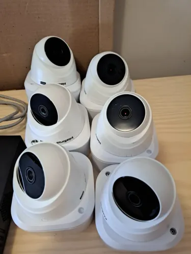 Sistema de câmeras com 6 câmeras para lojas e DVR 2TB