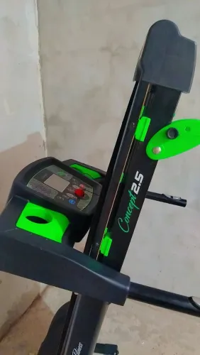 ESTEIRA CONCEPT 2.5 130kg 16km TOP!