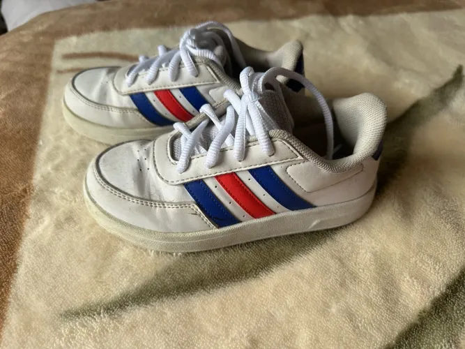 Tênis adidas original TAM 29