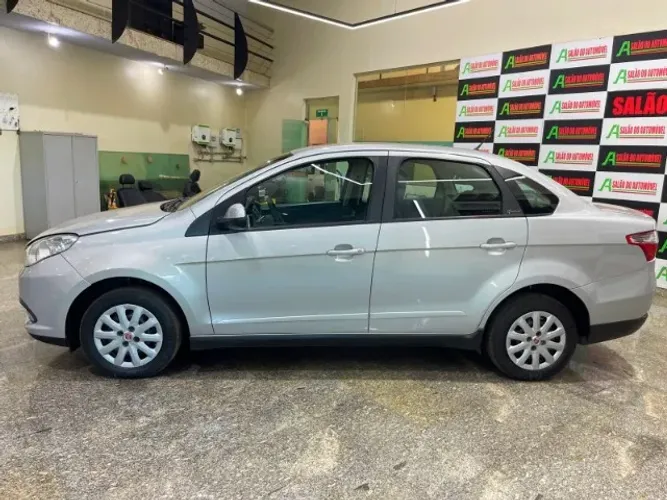 Fiat Grand Siena Attrac. 1.4 EVO F.flex 8V 2013