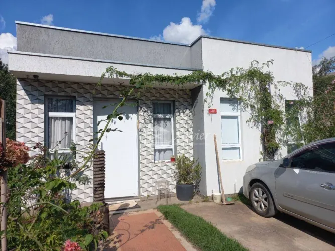Sobrado à venda por R$ 700.000,00 - Condomínio Clube dos Oficiais - São Roque/SP