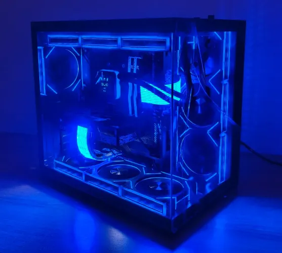 Pc gamer ryzen 5 5600,rtx 5050,16 gb ddr4 3200 MHz ,SSD 512 gb