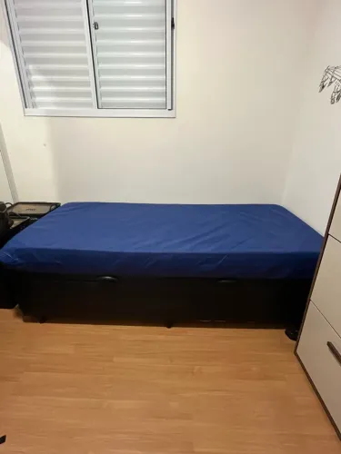 Vende-se Cama Baú Solteiro