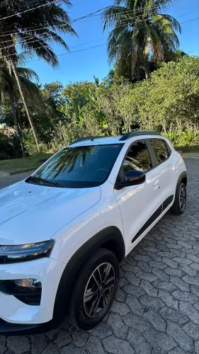 Renault Kwid Intense 1.0 Flex 12V 5P Mec. 2025