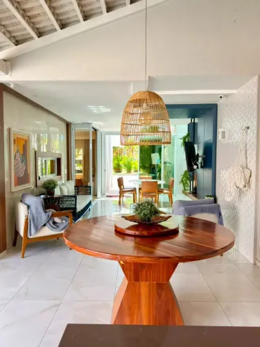 OPORTUNIDADE! CASA DUPLEX DE 135M² COM 3 QUARTOS