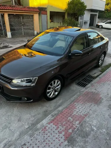 Volkswagen Jetta Comfortline 2.0 T.flex 8V 4P Tipt. 2014