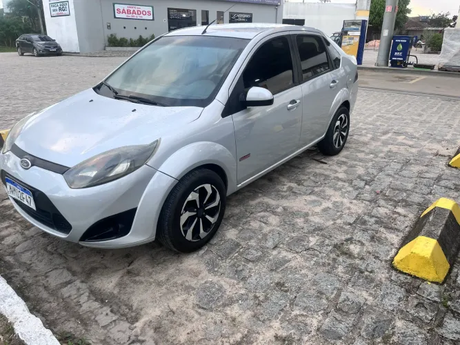 Ford Fiesta Sed. 1.6 8V Flex 4P 2012