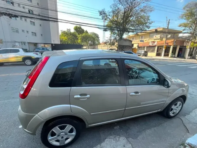 Ford Fiesta 1.6 8V Flex/class 1.6 8V Flex 5P 2010