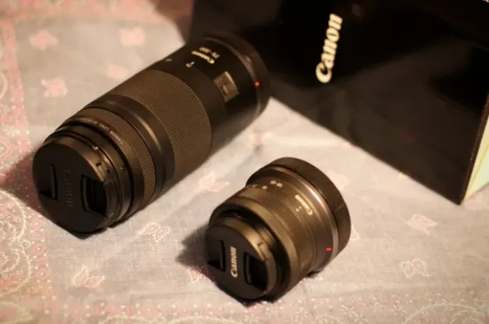 Combo Duas Lentes Canon RF-S 18-45mm + RF 75-300mm Zeradas!