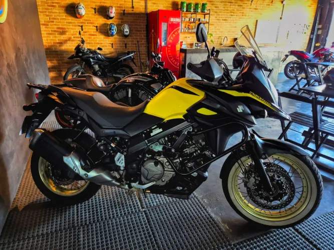 V-STROM 650 xt 2021, 20.500km