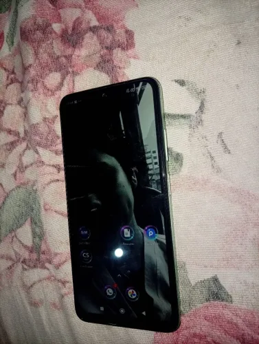 Vendo Redimi note 12S (8Ram e 256GB)Usado ,mas perfeito para uso .