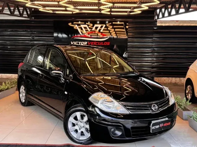 Nissan Tiida S 1.8/1.8 Flex 16V Mec. 2011