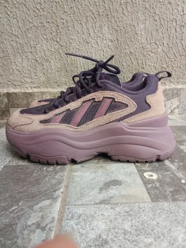 Adidas ozgaia feminino 