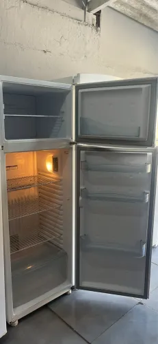 Geladeira consul