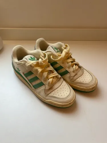 TÊNIS ADIDAS FORUM LOW CL - Tamanho 38
