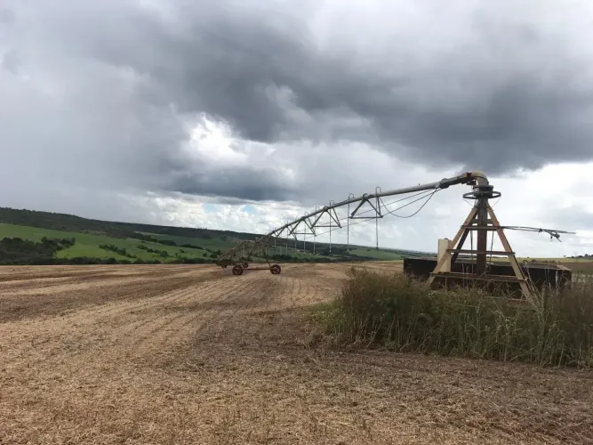 Fazenda para Soja com 3 Pivô em Goiás!