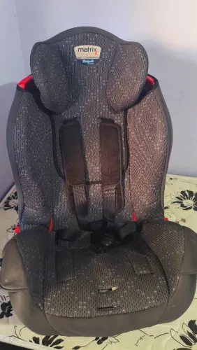Cadeirinha infantil 