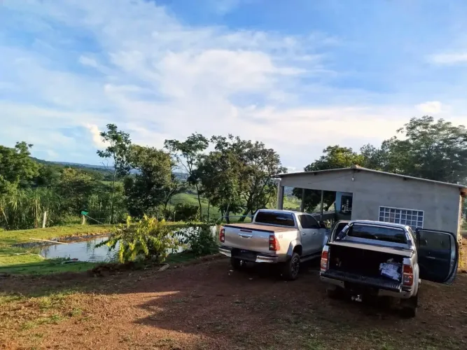Vendo uma ótima chácara em São Miguel do Passa Quatro de Goiás , com a área de 48.388 m².