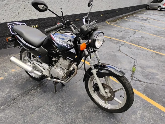 Cbx 200 strada