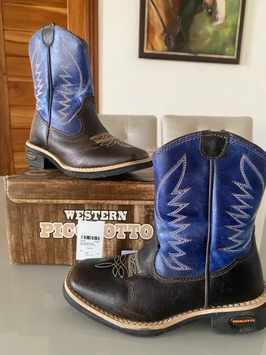 Bota infantil masculina nova