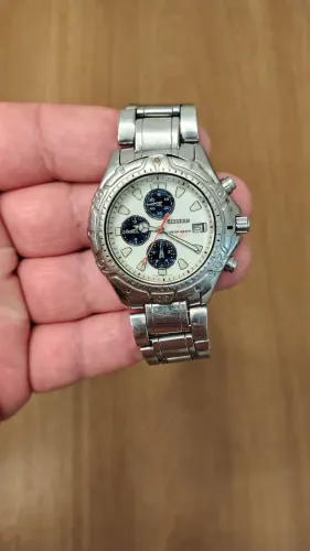 Relógio Citizen 0560