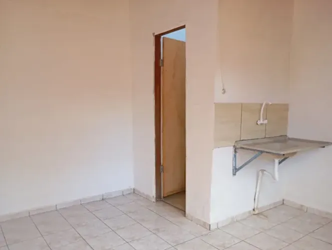Aluga-se quartos