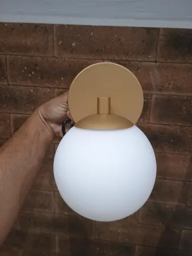 Arandela Parede Reta Globo Dourado Fosco