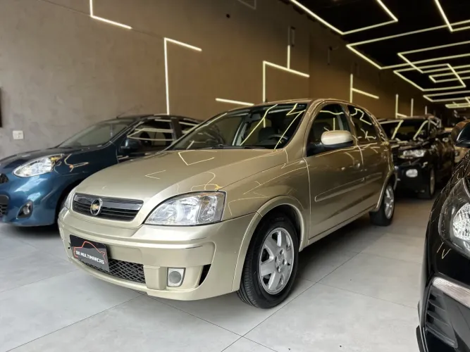 Chevrolet Corsa Hat. Premium 1.4 8V Econoflex 5P 2008