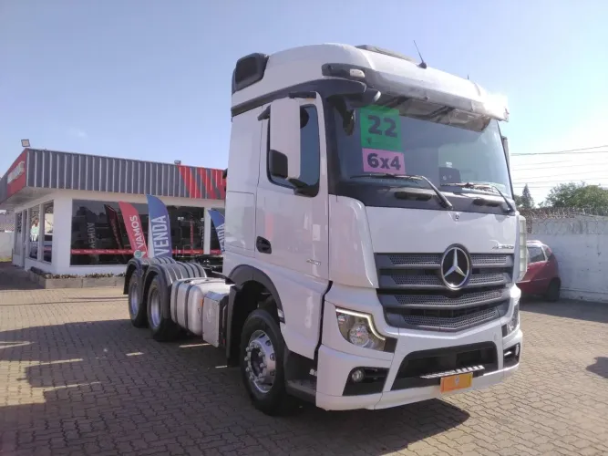 Mercedes-Benz Actros Actros 2651 MP5 LS 6x4 2p (diesel)(E5) 2022/2022 Vamos Seminovos São 