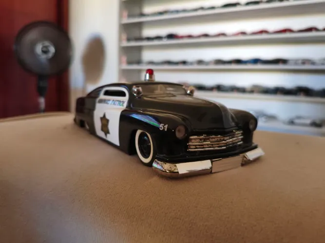 Miniatura Ford Mercury Polícia - 1:24